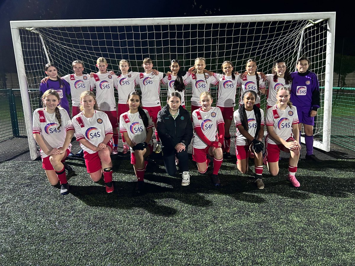 WestMidsMCSFA's tweet photo. ESFA Inter County Cup Rd 2
West Midlands 6 Cardiff & The Vale 1
Scorers for West Midlands
Jessica Misiolek 3
Rayne Collymore 2
Sienna Bowen 1 Great win #Theoโs debut https://t.co/AUCMmHUhZ8