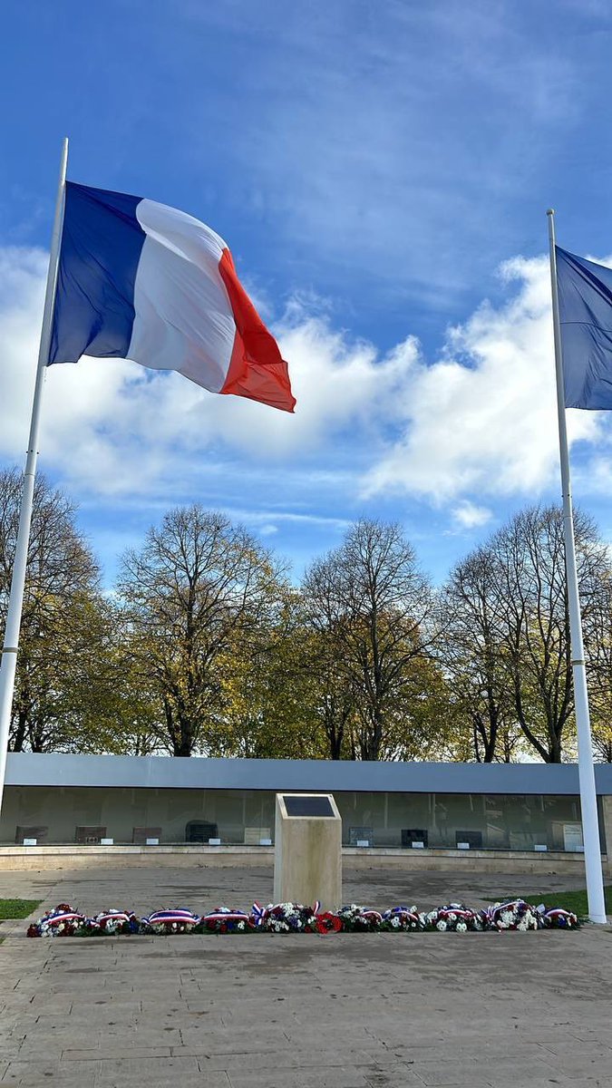 La jeunesse normande n’oublie pas ses héros !

#DevoirdeMémoire #Hommage #France