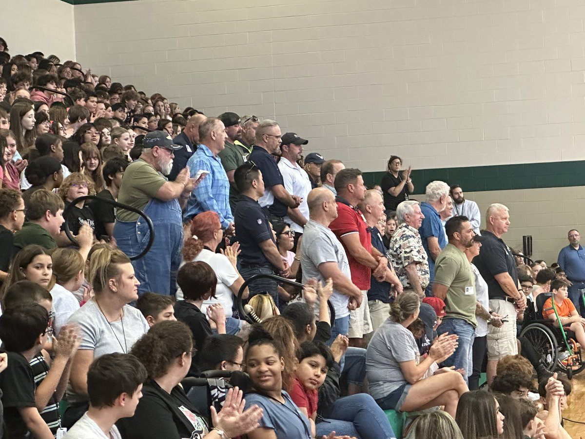 Thank you, Veterans! ❤️🤍💙