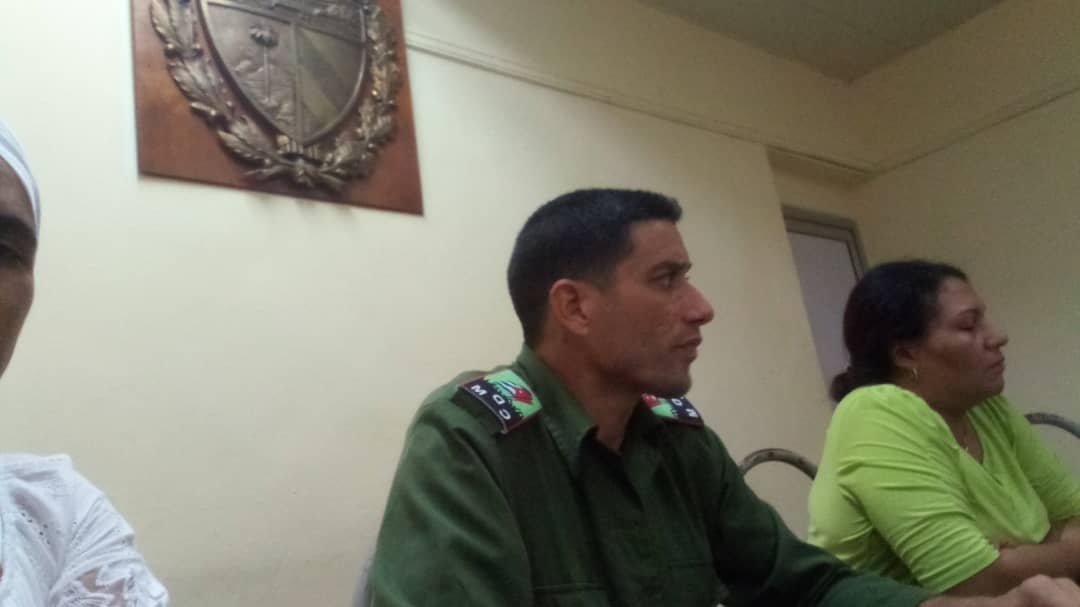LizGG1974's tweet photo. Cada día se evalúa el resultado de las acciones y se organiza el trabajo para el siguiente día. En #SanMiguelDelPadrón estamos #DePieYCombatiendo 🇨🇺 #LaHabanaViveEnMí https://t.co/9uH7N9vKgO