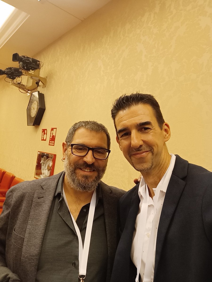 jorgemcalvo's tweet photo. Una de las grandes cosas que me ha pasado hoy en el @Congreso_Es haber conocido personalmente a @juandalibaba 
Admiro tu trabajo y dedicación con el proyecto @_learningml_ compañero. https://t.co/Ca84xmUhoA