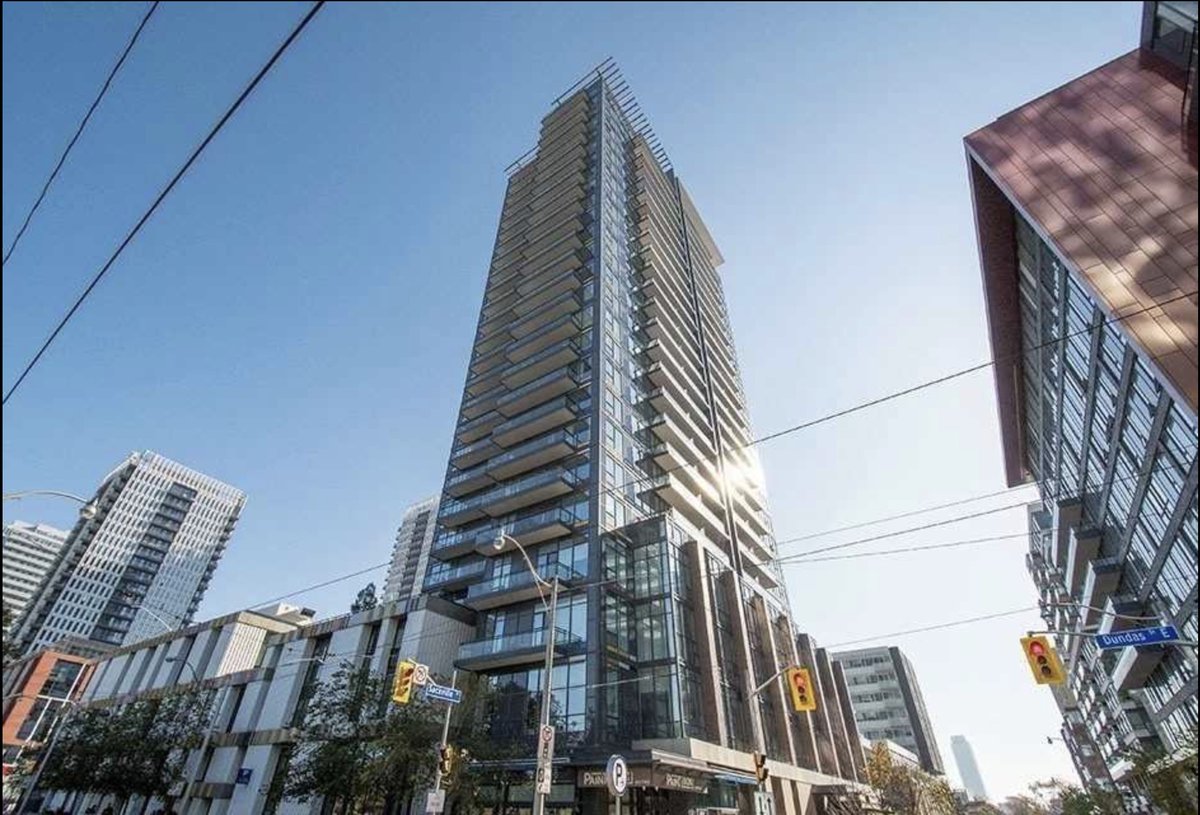 Clive Mclean tweet media