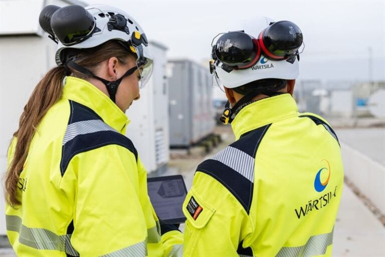 SolarStorageAu's tweet image. Wärtsilä completes ‘worst-case scenario’ fire tests on battery... energy-storage.news/wartsila-compl… #SolarPowerStorage #CleanTech