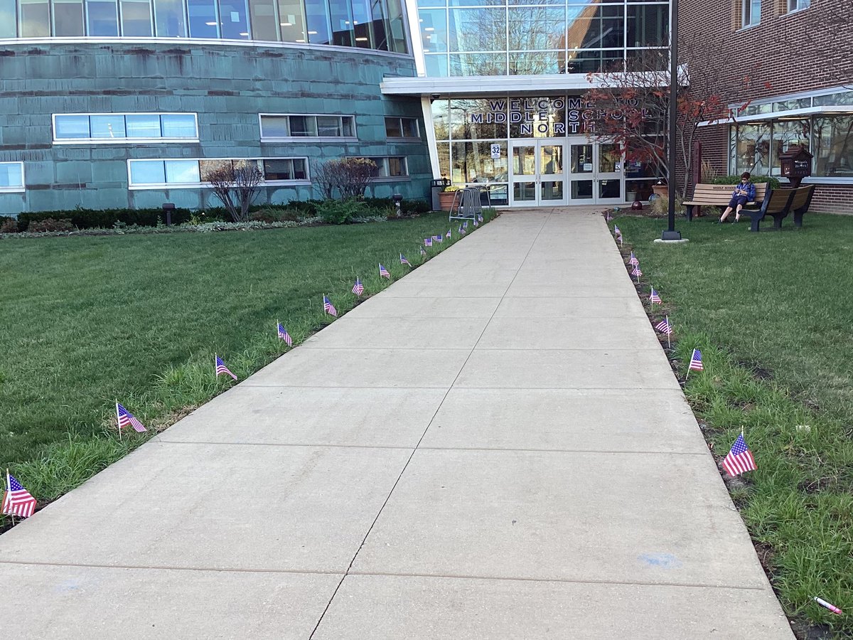 JKragseth's tweet photo. MSN Student Council placed flags outside of the main entrance in honor of Veterans Day. Thank you to all who have and do serve! @TJakowitsch https://t.co/yQwxwnW5Zv