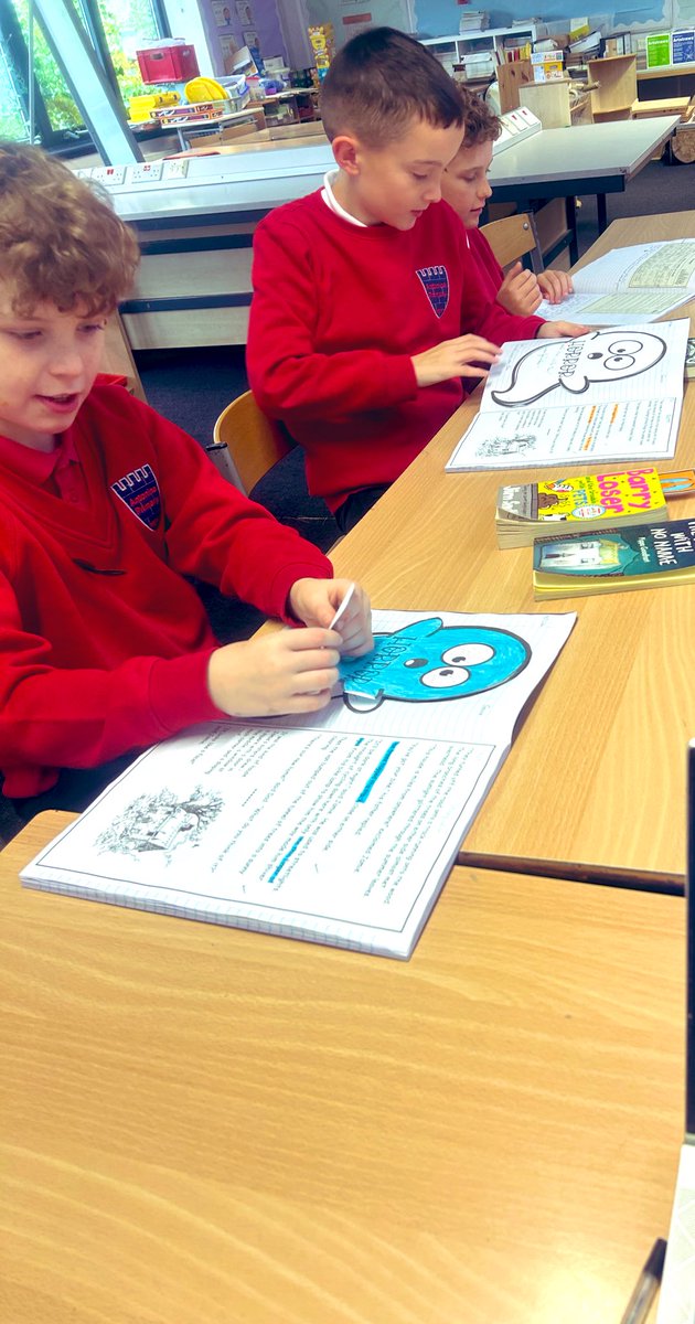AntoninePrimary's tweet photo. Mrs H enjoyed hearing all about the reading experiences of some learners in P6 and P7 today. Lovely to hear how enthusiastic and passionate our children are about reading! Well done everyone! ππ#successfullearners #learnerconversations https://t.co/boAI9pT0G3
