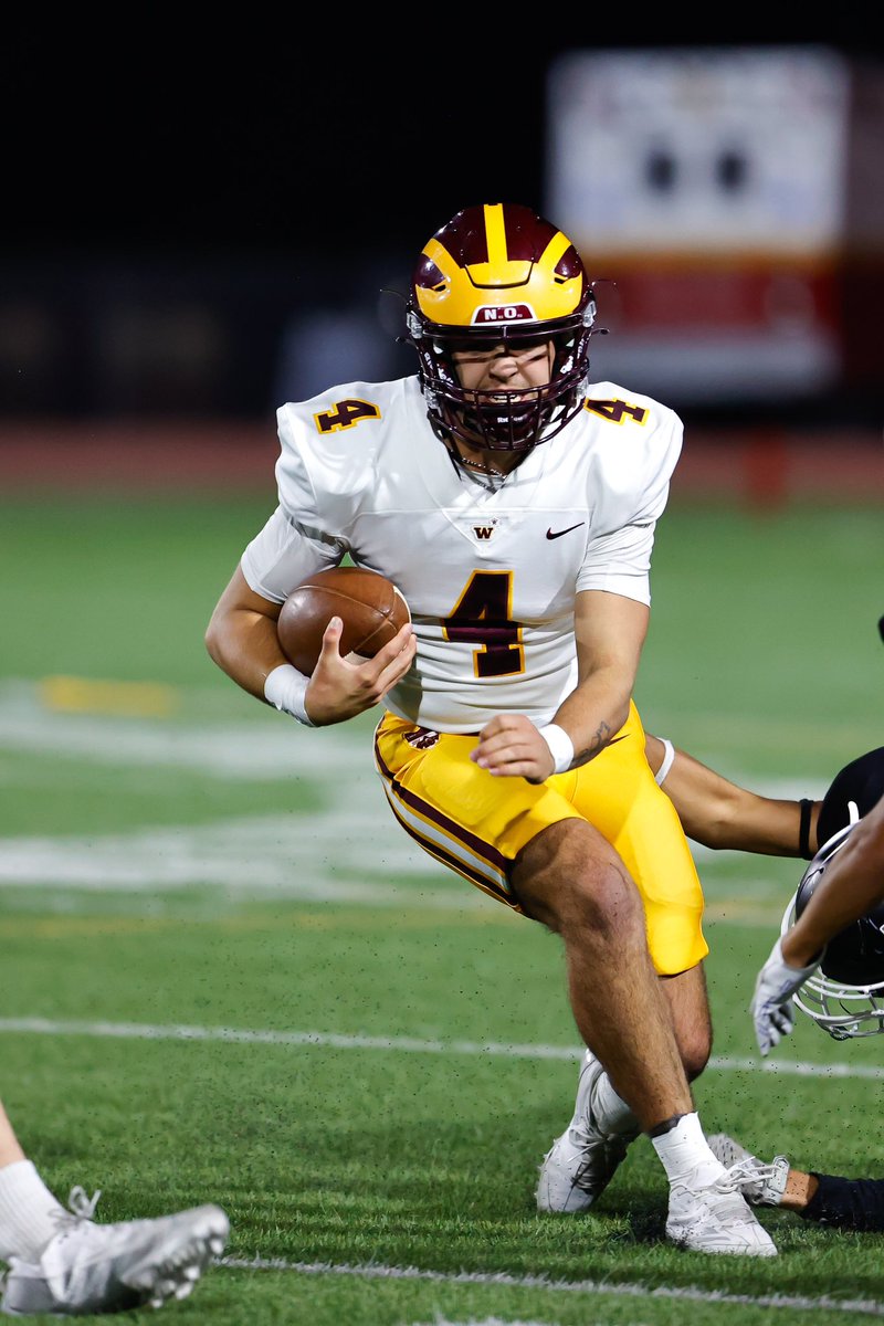 Ended regular season 9-1 and league champs!🏆 Grateful to be a part of this team. Playoff time!