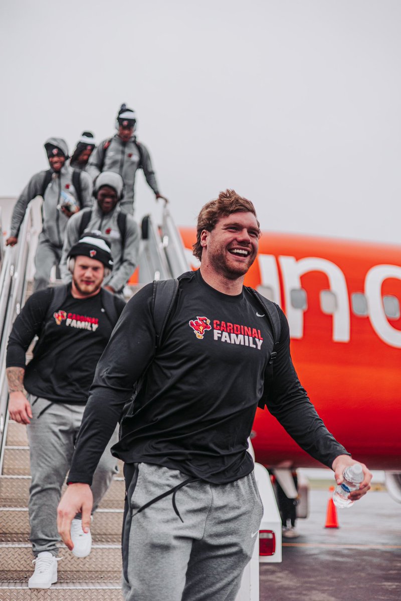 BallStateFB's tweet photo. IN ➡️ NY 

#1AAT x #WeFly x #Team100 https://t.co/LGSBFpnJ6Z