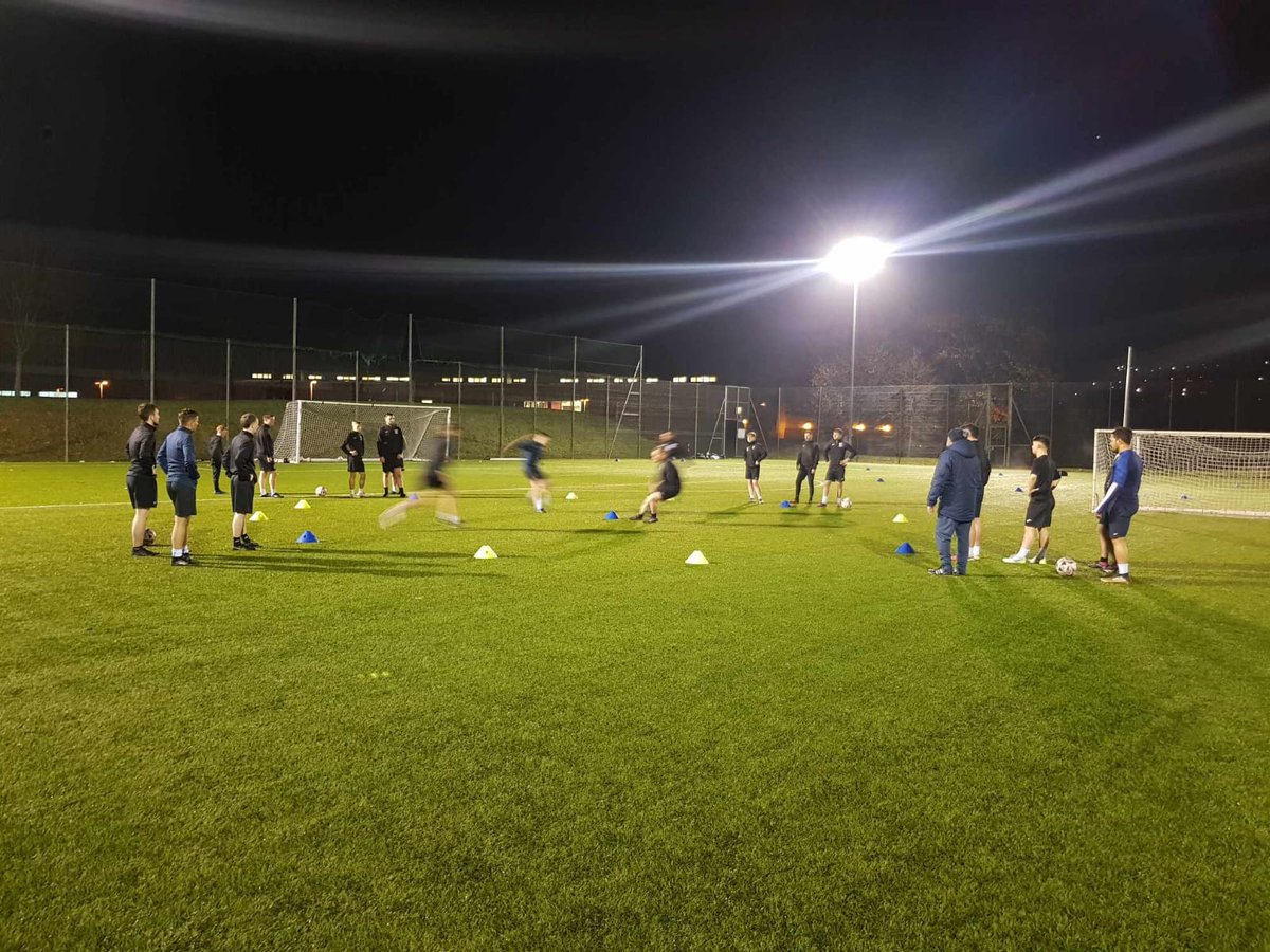 Vale of Leven AFC (@valeoflevenafc) on Twitter photo ๐ Raising the levels. Getting set for <a href="/ClydebankAFC/">Clydebank Amateurs GGPL</a>! โฝ๏ธ
<a href="/GGPAFL/">Greater Glasgow Premier AFL</a> <a href="/scottish_aff/">AmateurFixturesResultsSCO</a> ๐ Raising the levels. Getting set for <a href="/ClydebankAFC/">Clydebank Amateurs GGPL</a>! โฝ๏ธ
<a href="/GGPAFL/">Greater Glasgow Premier AFL</a> <a href="/scottish_aff/">AmateurFixturesResultsSCO</a>