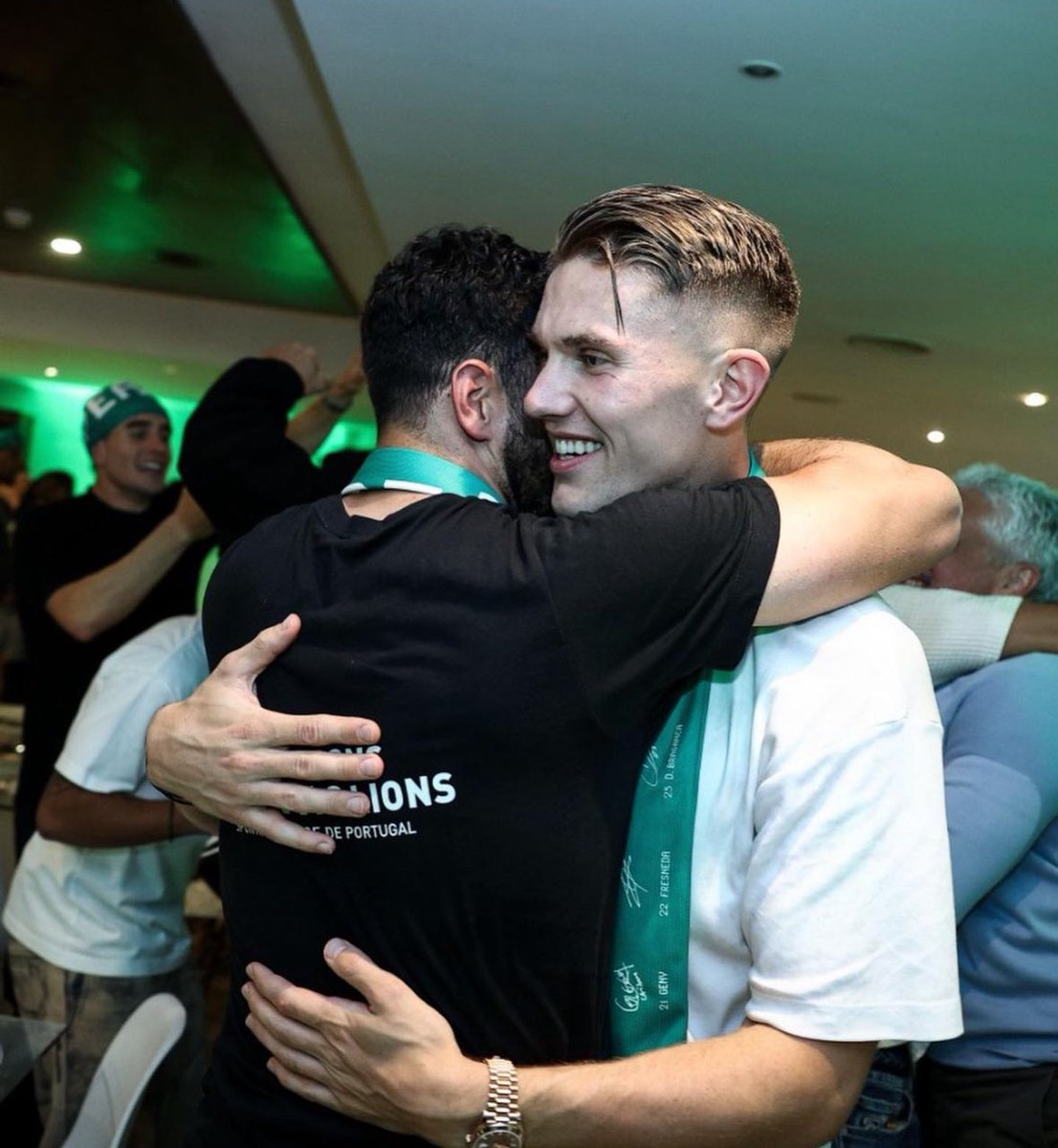 💚🫂 Viktor Gyökeres’ post for Rúben Amorim: “Let me say thanks for everything, mister”.