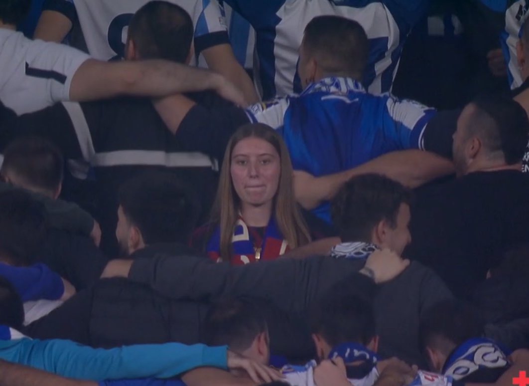 Ayúdennos a encontrarla en redes sociales 🙏🏼 le tenemos un pequeño obsequio por parte de nuestra peña!

"X" has el milagro! 

Por favor dar compartir/RT hasta encontrarla! 

Honor i Visca el Barça!