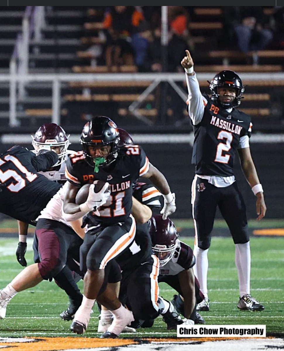 garygamble20's tweet photo. @JameirGamble2 keep ballin son help lead the Tigers to 💍 number 2 keep everybody on the team encouraged and motivated done look past anyone. One game at a time every team is a threat don’t take no one lightly.#forever21jameirmookiegamble🫶🏾! https://t.co/Rllg5EPK24