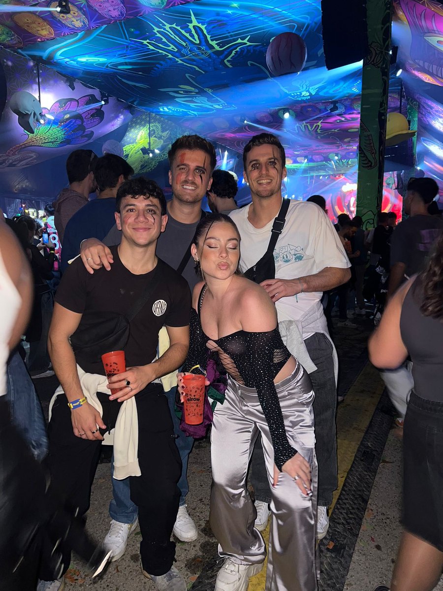 Angelrota7's tweet image. 444 (La señal)⚡️