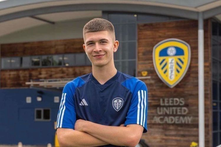 leedsutdacademy's tweet photo. 👏 Josh McDonald has 𝟯 assists in 𝟯 games for #LUFCU21s:

🅰️ vs Birmingham U21s
🅰️ vs Gateshead 
🅰️ vs Newcastle U21s

#LUFCYouth | #LUFC https://t.co/tThnnz9oi2
