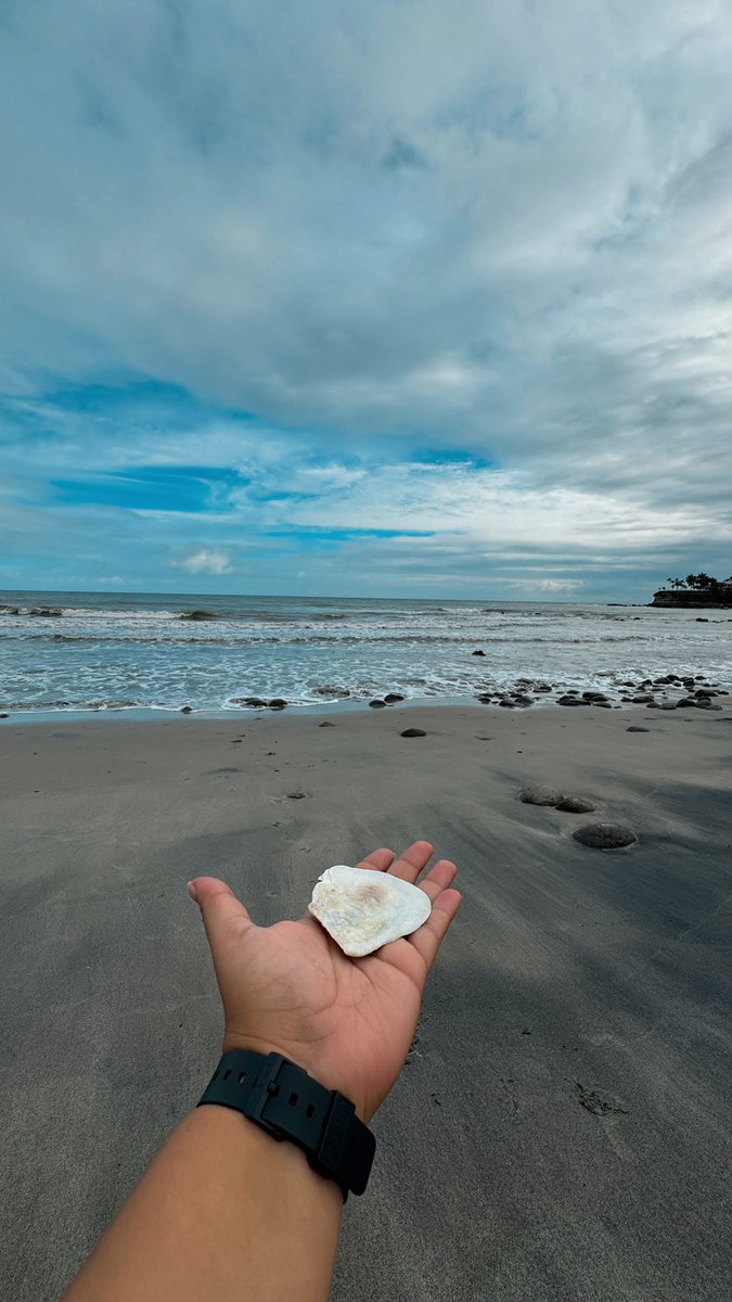 Melydistynta's tweet image. Puede que no tenga al mar todos los días pero te tengo a ti. #permanecer