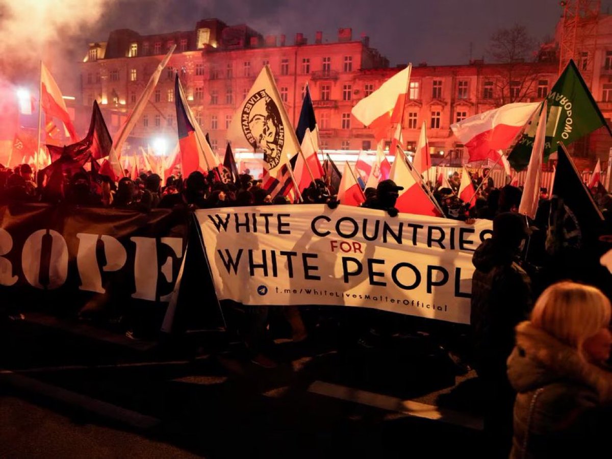 GoldingBF's tweet image. Banner in Poland 🇵🇱 

‘White countries for white people.’

Do you agree?