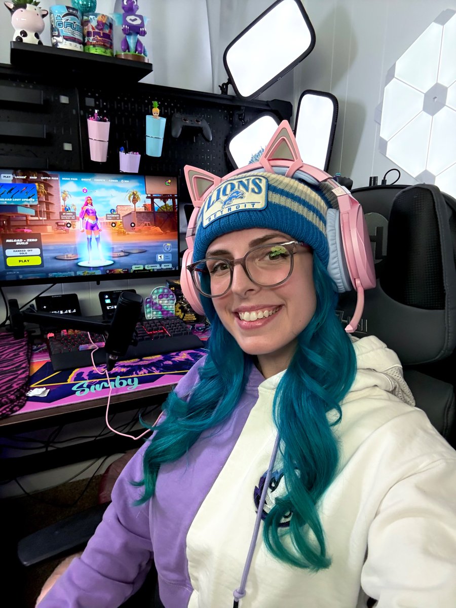 We are SO back 💜twitch.tv/Simby