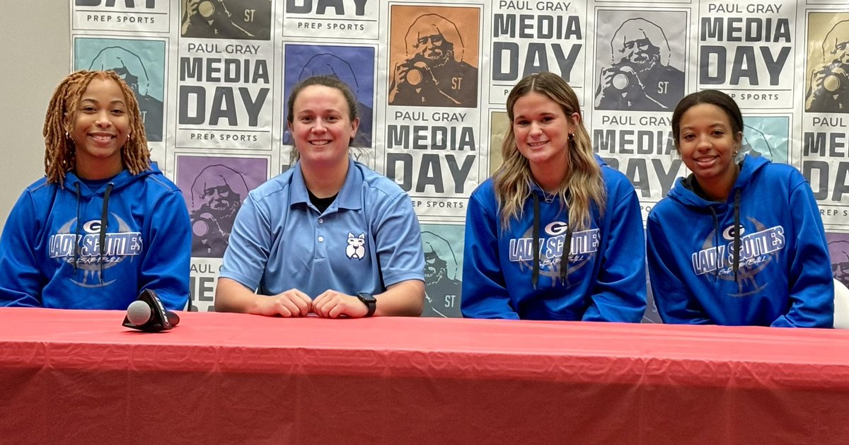 Paul Gray Prep Sports Girls Basketball Media Day was a huge success. 

Pictured below is Glasgow Lady Scottie’s Head Coach Kelsey Kirkpatrick and players: Cynthia Austin, Jordy Goodman and Kayla Kirkpatrick.