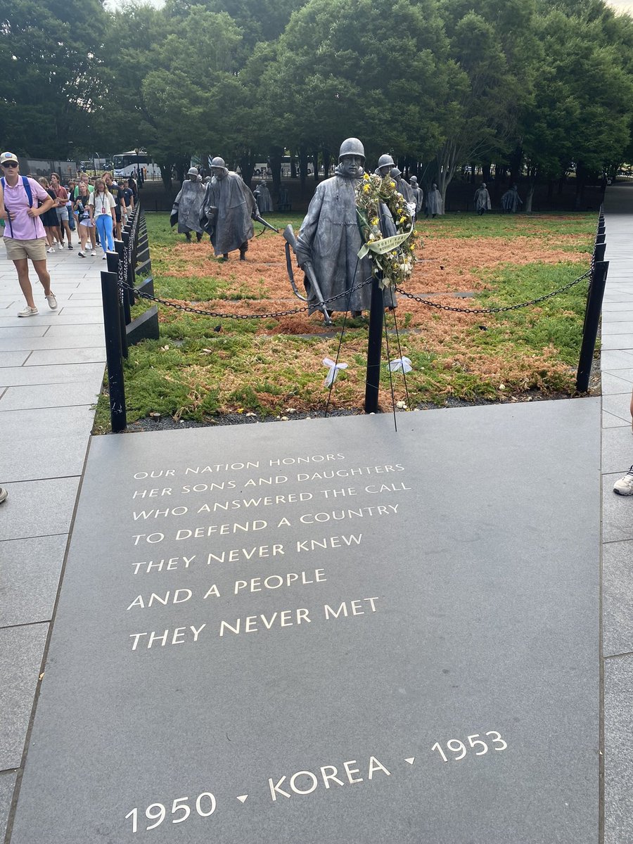 CoachGarner3's tweet image. The @slulead leadership trip to Washington DC this past summer with Wyatt makes days like today a little different. Thank you Veterans!!! #thanksPawPaw #thanksDad