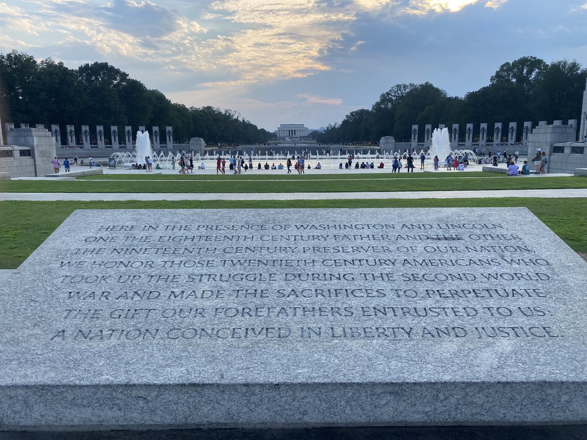 CoachGarner3's tweet image. The @slulead leadership trip to Washington DC this past summer with Wyatt makes days like today a little different. Thank you Veterans!!! #thanksPawPaw #thanksDad