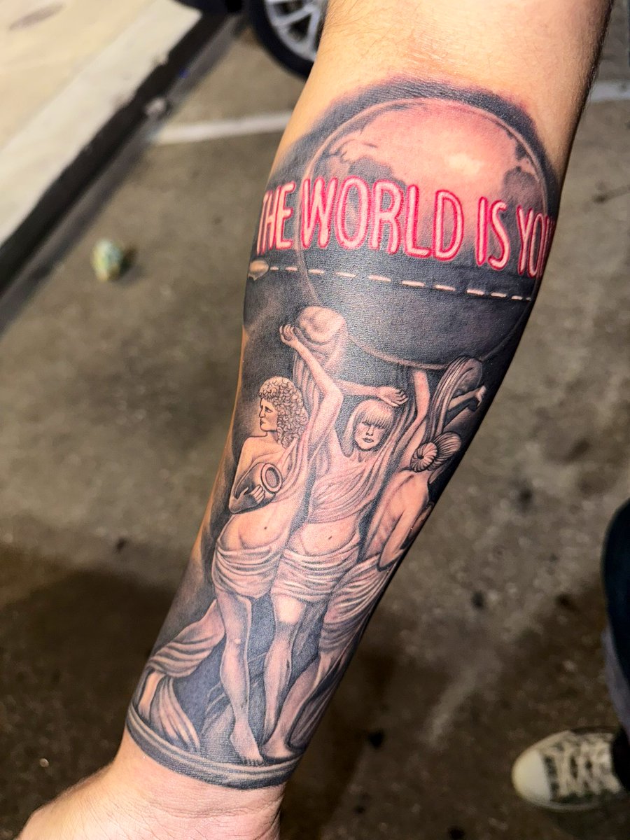 8 hour session 🔥
#TheWorldIsYours
#houston #tattoo