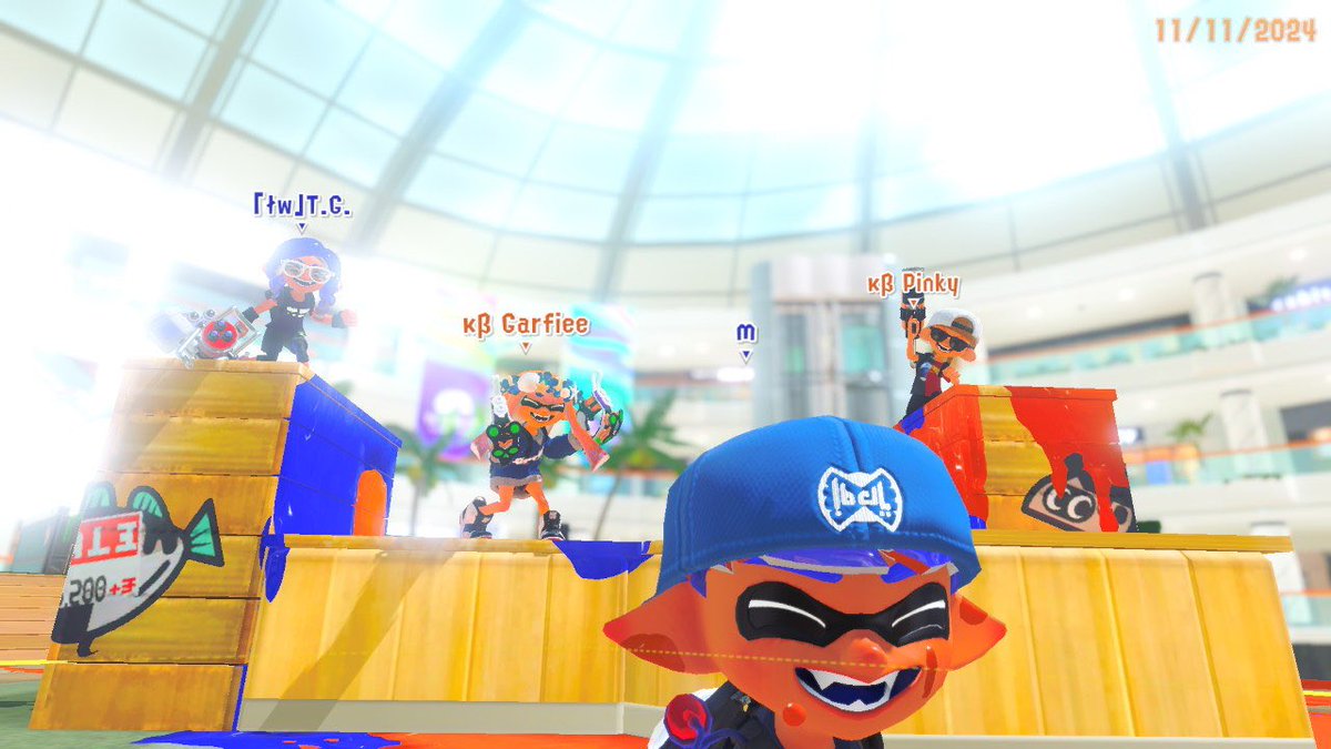 First tourney ever played together!
We got 1st in Shark Tank: Shallow Waters Silver bracket!!
Thanks to:
<a href="/GarfieeSPL/">Garfiee</a> - "what is with the garf hate bro"
<a href="/marcushatesshot/">marcus</a> - "Garf threw so we won silver"
<a href="/brokenpinky_/">da pinki?</a> - "Bro garf what are you doing"
T.G - "Garf get off of max sens