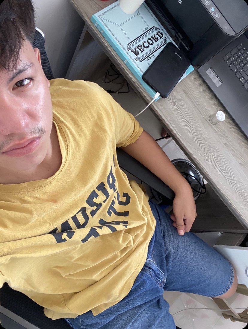 AngeloPilo59751's tweet photo. Work work💦 https://t.co/Ss7TTAzCLn