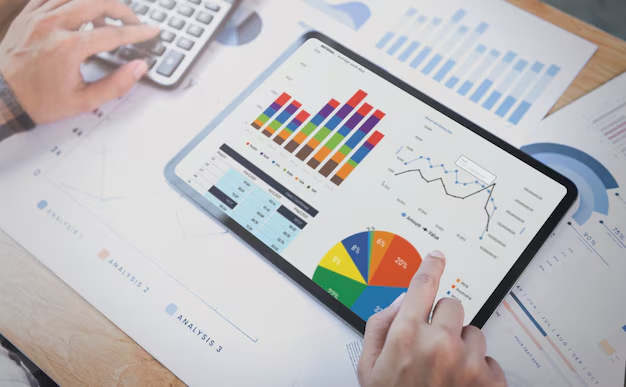jemconline's tweet photo. "El análisis de datos es una mina de oro para estrategias centradas en el cliente." #PhilipKotler #GoodIdea https://t.co/NhoGTZQH1H
