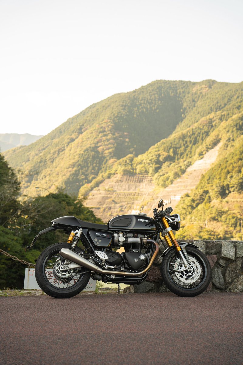 BLB1200RS's tweet photo. #トライアンフの美しさ広めよう https://t.co/emPy5dNeH0