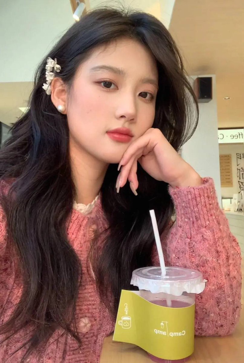 lilychang tweet media