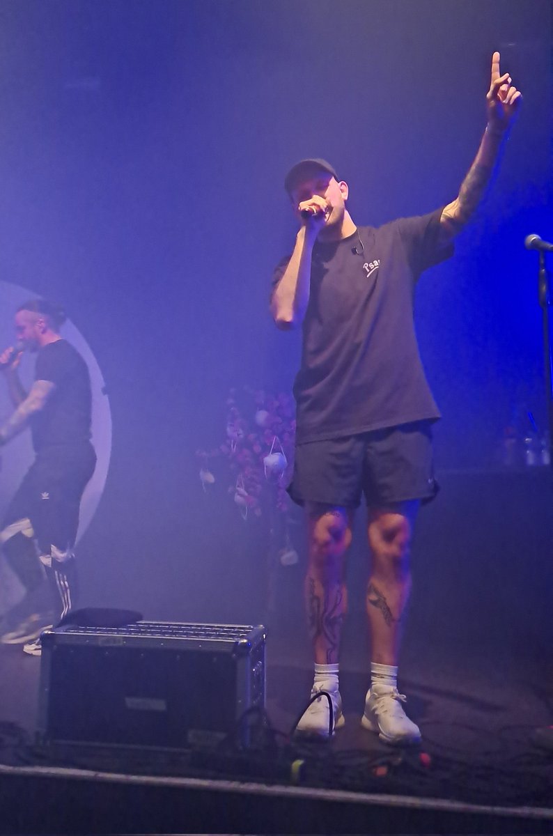 HÖRT ALLE CARYS UND PSASSAS MUSIK