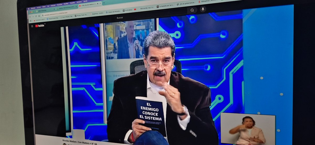 Presidente <a href="/NicolasMaduro/">Nicolás Maduro</a> habla sobre la necesidad de regular de forma inteligente el uso de las redes sociales en escuelas y liceos. Hay un proyecto piloto ya en marcha en 100 unidades educativas. Sé que en algunas instituciones lo hacen de forma voluntaria. Es necesario un