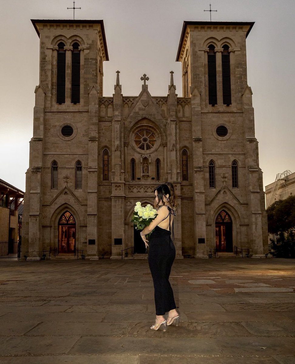 ShotsByFenix's tweet photo. San Fernando Cathedral 📸 https://t.co/h5ktYNVIXq