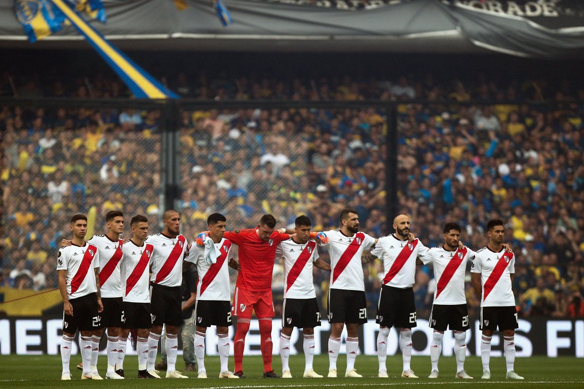 Era imposible que no se de con semejante equipo.