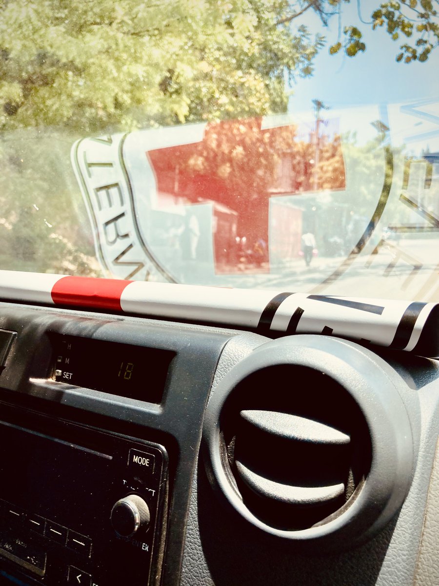 The #RedCrossEmblem represents a neutral, impartial and independent humanitarian action. The #ICRC remains alongside the most vulnerable population affected by the ongoing #armedviolence in #Haiti. Haitian lives and integrity matter!