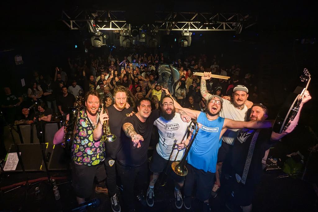 :: Well - the first Fandangle show we've done in 6 years was bloomin' lovely 🫶❤️🫶