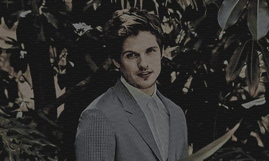 ᅠᅠ 

⠀ ⠀ ⠀                𓆙 ❨ 𝔨͟𝘢𝘭𝘦𝘣 𝔪𝘢𝘤𝘮𝘪𝘭𝘭𝘢𝘯 ❩
                                    𝑖𝑠 𝑚𝑦 𝑚𝑒𝑛𝑡𝑜𝑟          

ᅠᅠ