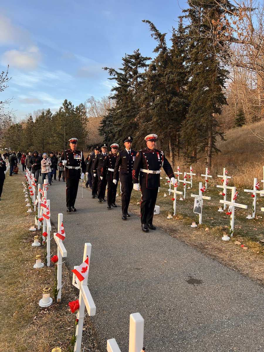 #lestweforget2024 #1111portal 🇨🇦🌺 
 <a href="/FieldOfCrosses/">Field of Crosses</a>