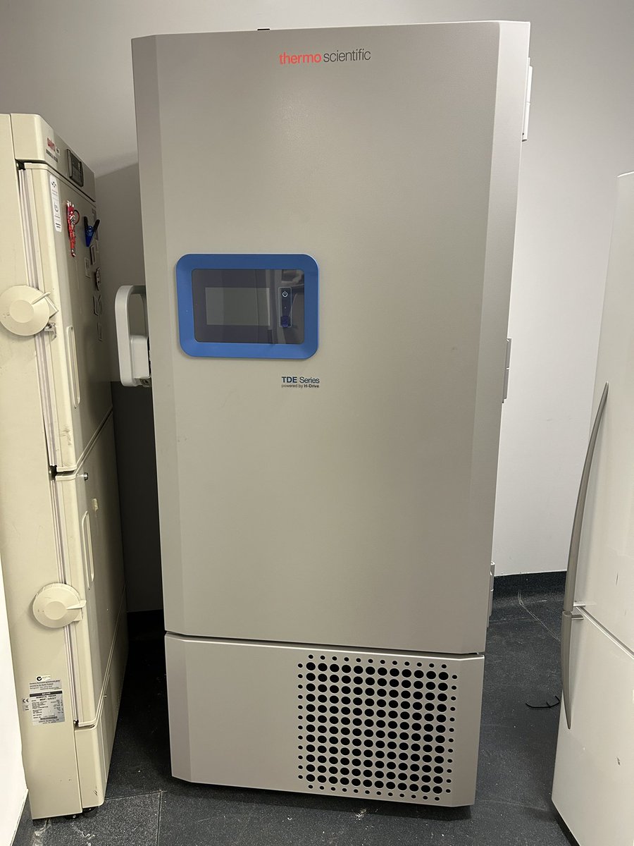 retinalresgroup's tweet image. The Shu Lab gets its very first -80 freezer delivered 🙌 @EyeDaisyShu