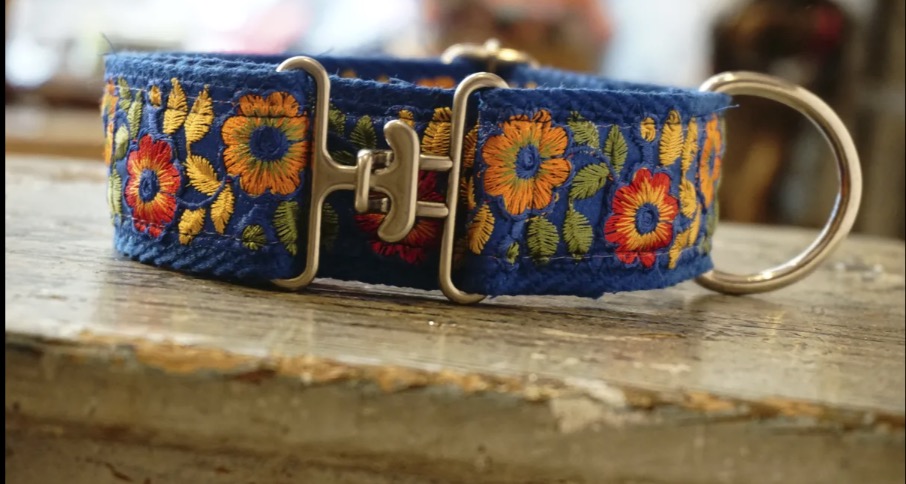 InfoHundsfutter's tweet photo. Laboratorio hundsfutter vegano per cani e gatti a Madrid - #Regali, #benessere, #dettagli, #souvenir, #accessori unici, #cappotto, #abbigliamento, #collare, #pettorina, #guinzaglio, #souvenir, per #cani e #gatti .
Abbiamo una vasta selezione di regali #sostenibili. Lavoriamo in modo artigianale e nel rispetto del clima, del mondo e delle altre persone e animali. Su hundsfutter troverai dettagli molto speciali per cani, gatti e i loro umani. E lavoriamo anche su #ordinazione.
Abbiamo anche #snack e #supersnack con i migliori ingredienti. Senza #additivi, #coloranti o #conservanti. #Ipoallergenico, #vegano, #ricco, senza glutine. 100% #naturale e #sostenibile. Amichevole con il #clima, con il mondo e con gli altri animali.
Vendita sfusa o in sacchi #compostabili #online e nei negozi. Spedito con imballaggio riciclato e sostenibile al 100% utilizzando colla #artigianale e naturale e ovviamente vegano.
Il nostro laboratorio/negozio si trova in Calle Luisa Fernanda 19 a 28008 Madrid, Spagna
Vieni a trovarci.
https://t.co/rRQHyJWukx