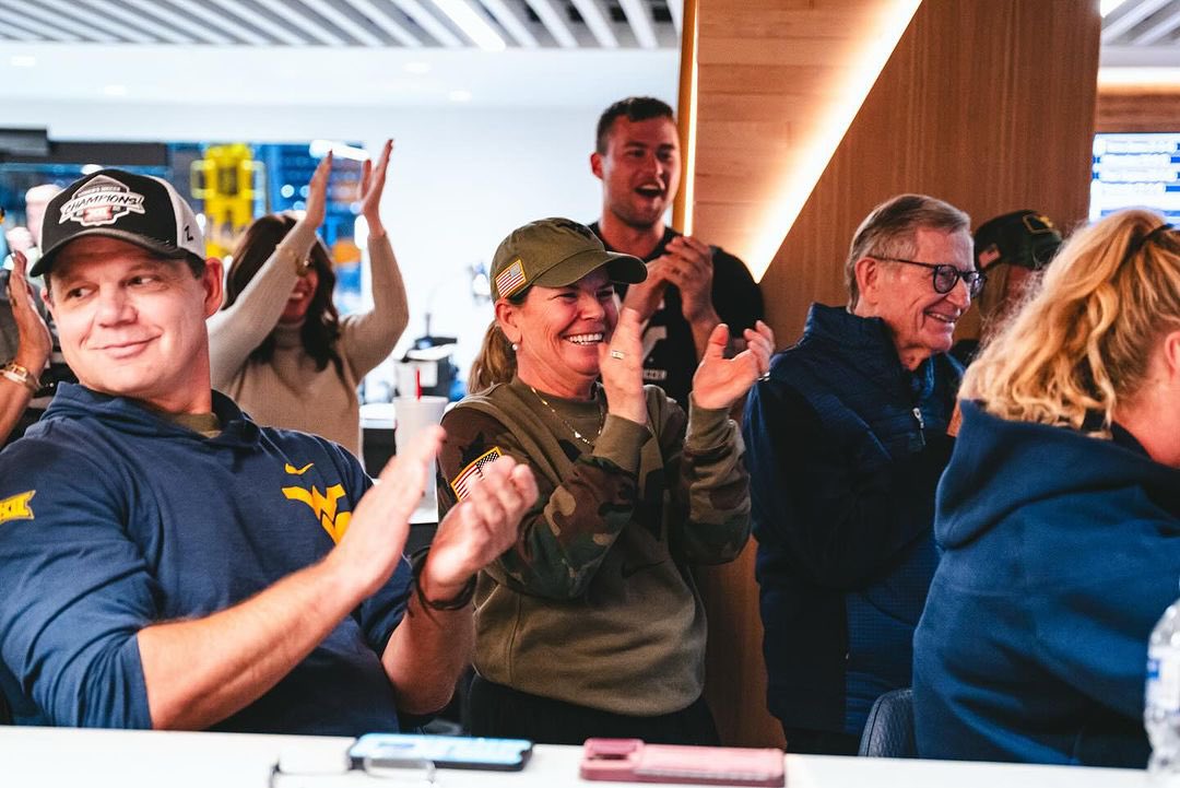 Not done yet 👏 

#NCAASoccer x 📸 <a href="/wvuwomenssoccer/">WVU Women's Soccer</a>