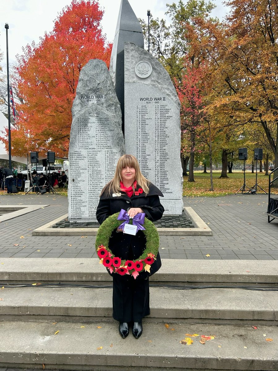 FraserCrew's tweet photo. 🌺Trustee Tiede and I represented the Board of Education at the #RemembranceDay2024 service at Kelowna City Park. We gather to honor the courage & sacrifice of those who served, may we all carry forward a commitment to peace & unity in their memory. #sd23 #sd23ed #sd23learns https://t.co/OuEIAZuq3j