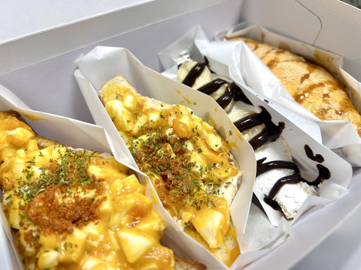 青森県八戸市天気は曇り🌥️
おはようございます！
一気に寒くなったり暖かくなったりと体温調節が難しい季節ですね🧥
だんだんと冬に備えないと🚗🛞
#サンドマニア さん近いからついつい食べてしまう🥪
#八戸市 #サンドマニア