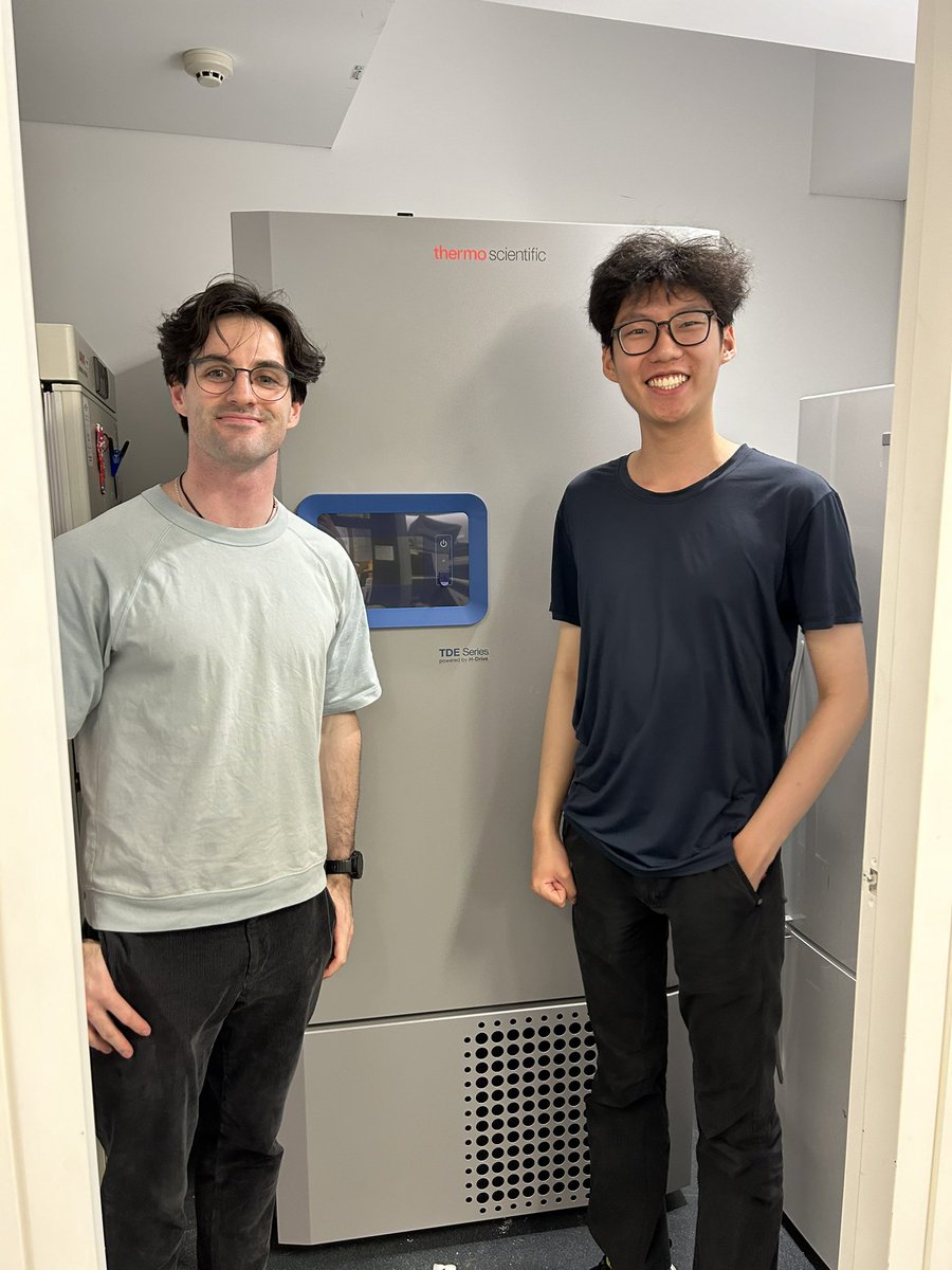 retinalresgroup's tweet image. And our -80 is ready! Can’t wait to store many precious samples for years to come! @EyeDaisyShu