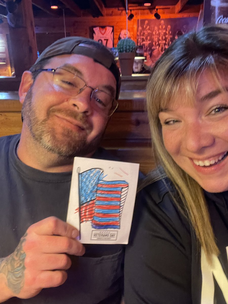 Love. Love. Love these Veterans Day dinners. Thank you <a href="/texasroadhouse/">Texas Roadhouse</a> for feeding us 😋 your staff was awesome and everyone was so gracious. #VeteransDay