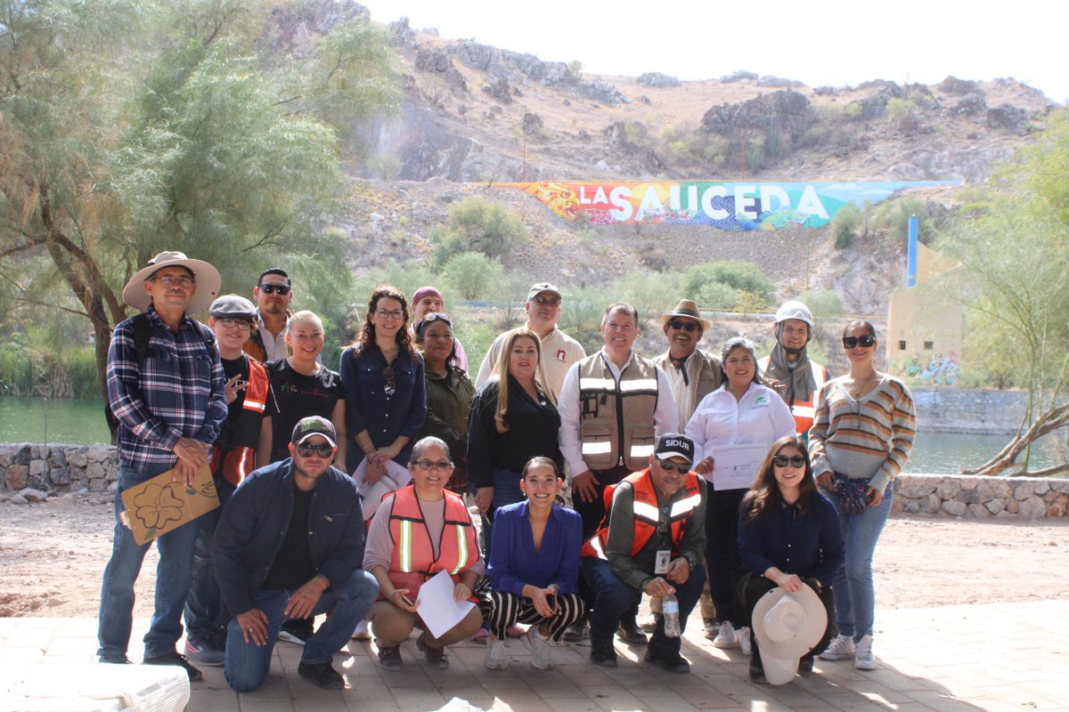 Nos reunimos con el Comité de Contraloría Social de “La Sauceda” para supervisar los avances que se tienen en el proyecto de rehabilitación del Gobierno del Estado.

#TierraDeOportunidades  #SonoraAmbiental 🌿