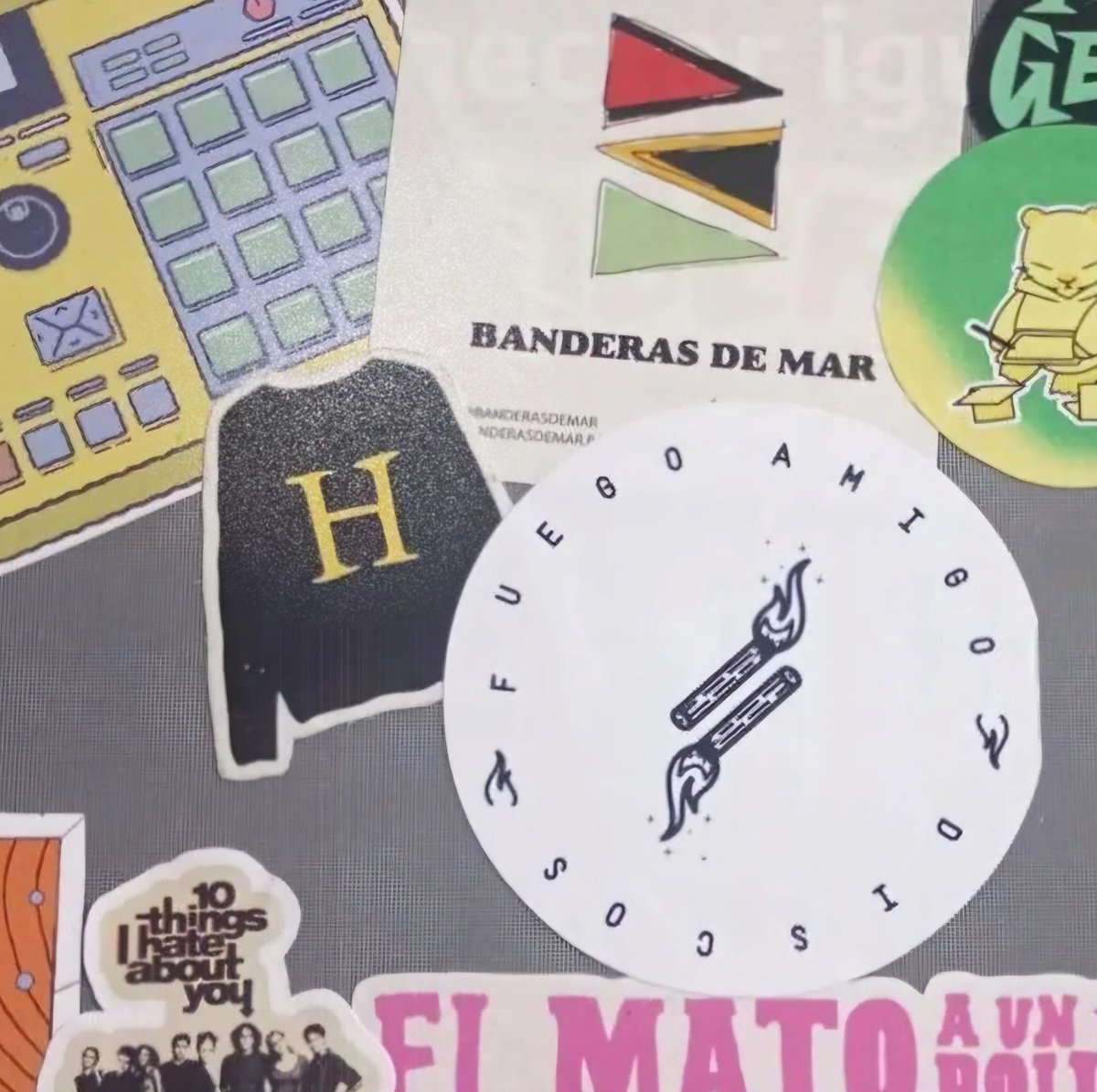 fuegoamigodisco's tweet photo. La magia de la radio 🔥 Hoy por @Indie_Go_Radio suena el programa n° 12 de "Canciones del fuego amigo", ésta transmisión no convencional de música del inagotable catálogo FAD junto a otros hits emocionales. 
Lunes 22 y repite martes 18hs 
🎧 https://t.co/y5olqpJZIF https://t.co/Gxs7Hztxr0