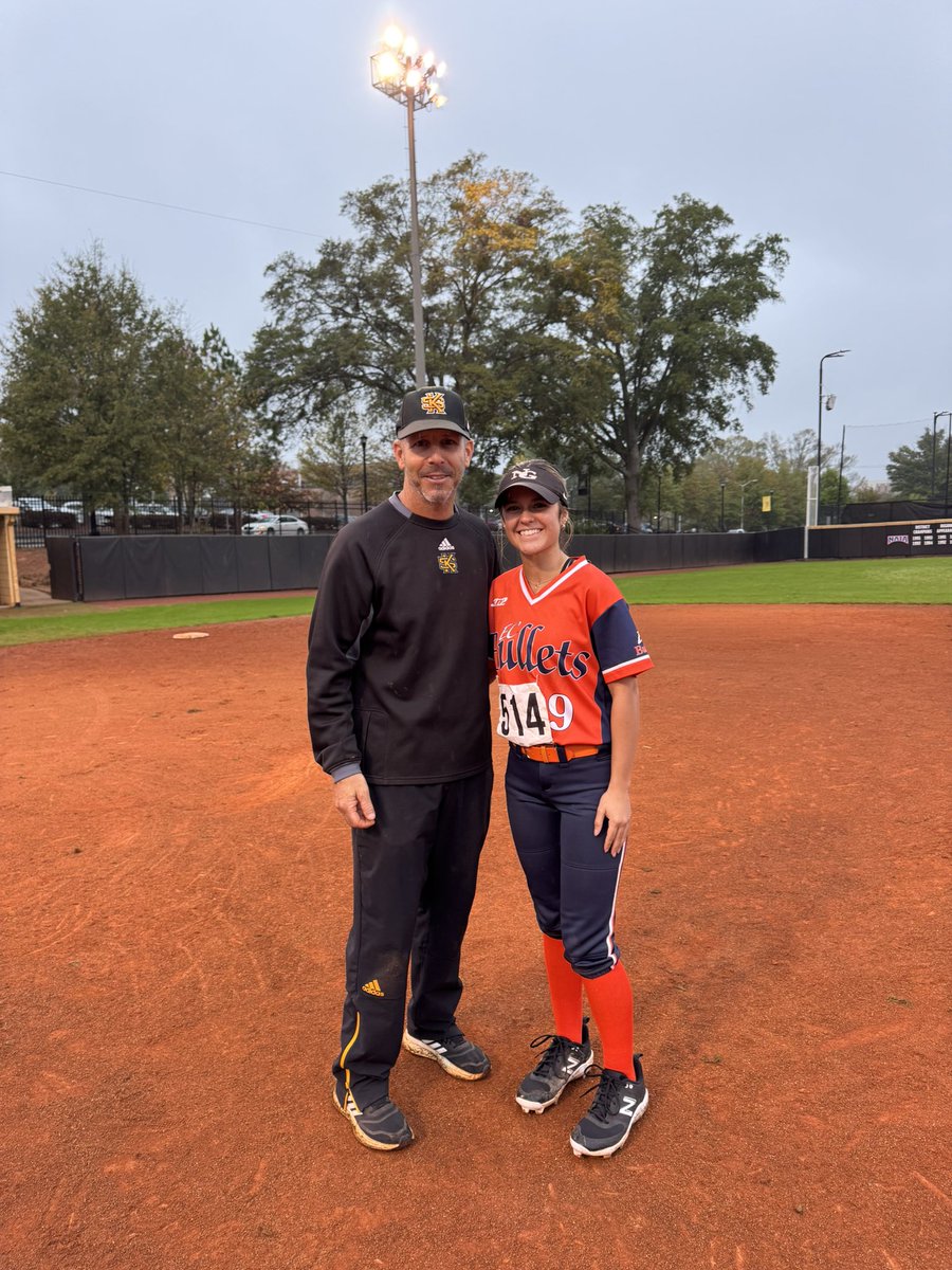 Had a great camp at <a href="/KSUOwlsSB/">Kennesaw State Softball</a> this past weekend!! I loved the one on one instruction and feedback! Thank you Coach Mackay for hosting! <a href="/ecbulletsrogers/">EC Bullets 18u Rogers</a>