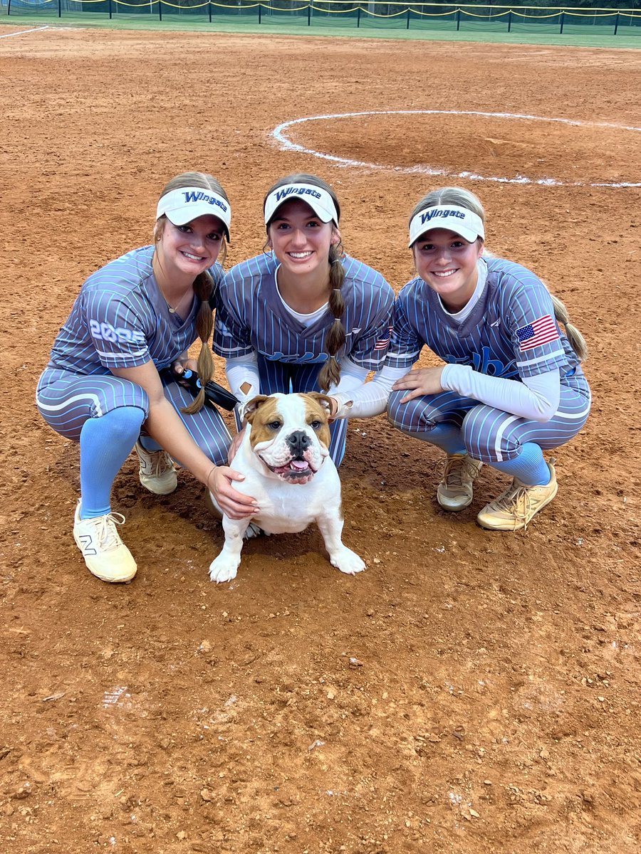Lillie-Grace Moore (@lilliegracemoo2) on Twitter photo Nearing the end of my last fall travel ball season so this win was extra special!
Bonus I got to do it along side future Wingate teammates 🐶
<a href="/SoftballTdb/">TDB Softball</a> <a href="/WingateSoftball/">Wingate Softball</a> Nearing the end of my last fall travel ball season so this win was extra special!
Bonus I got to do it along side future Wingate teammates 🐶
<a href="/SoftballTdb/">TDB Softball</a> <a href="/WingateSoftball/">Wingate Softball</a>