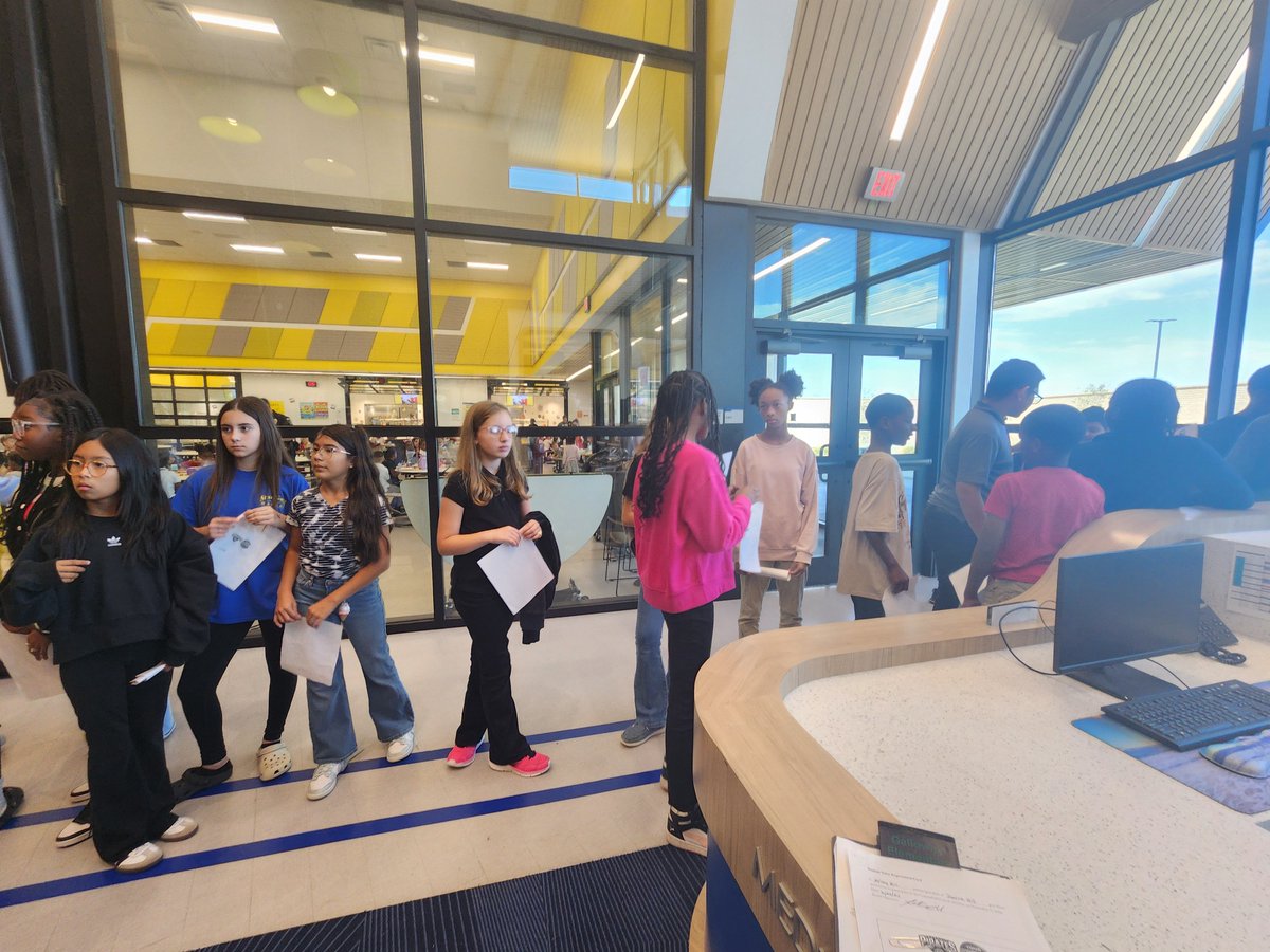 Mrs.Tyndall tweet media