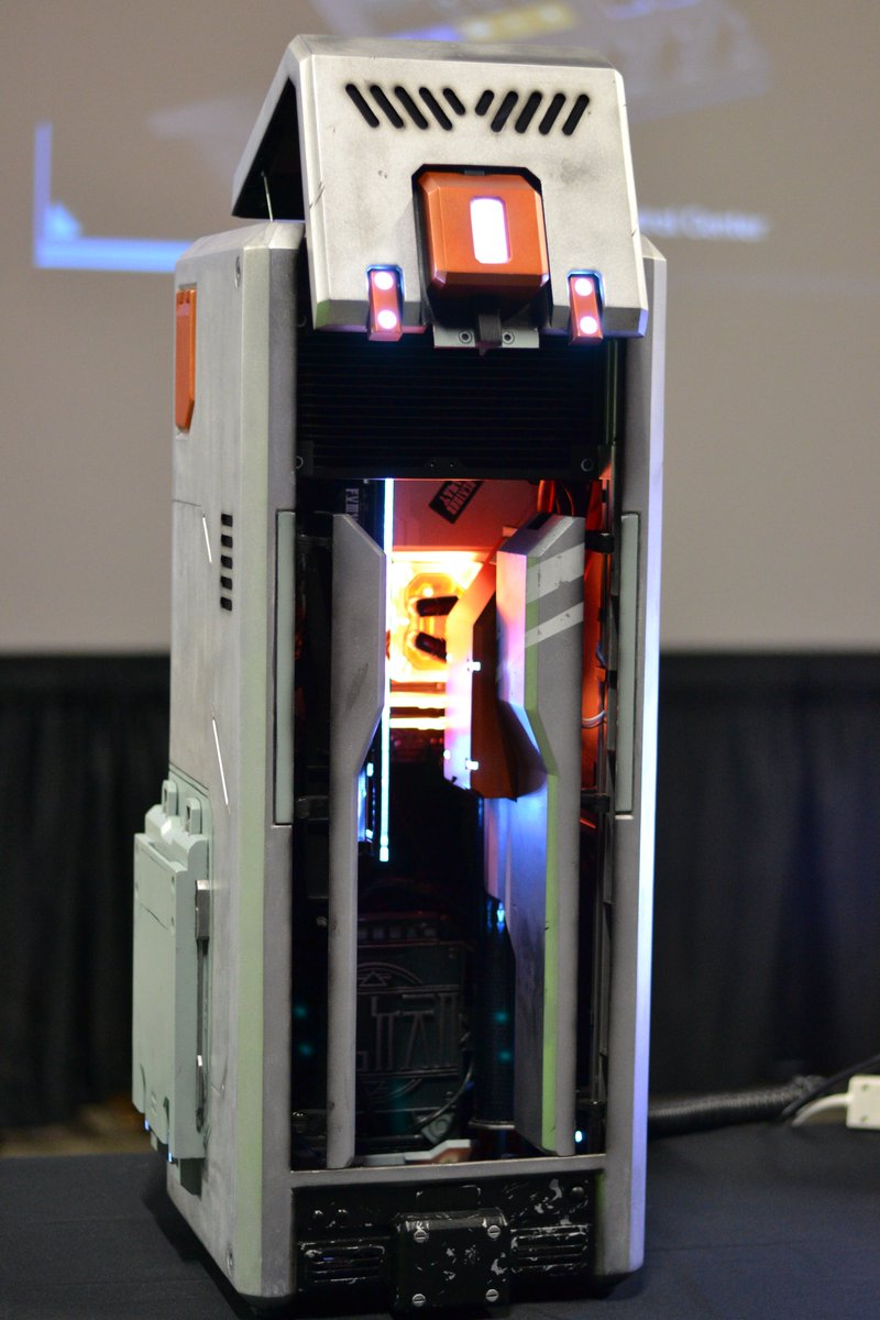 Saer_Art's tweet photo. I built a custom #warframe corpus locker pc case and it won first place at the #pdxlan #nvidia case mod contest!
Here's some more pics and info:
https://t.co/4CGI9Esl97
@PlayWarframe @rebbford @moitoi @PabloMakes https://t.co/7urx31kMrX